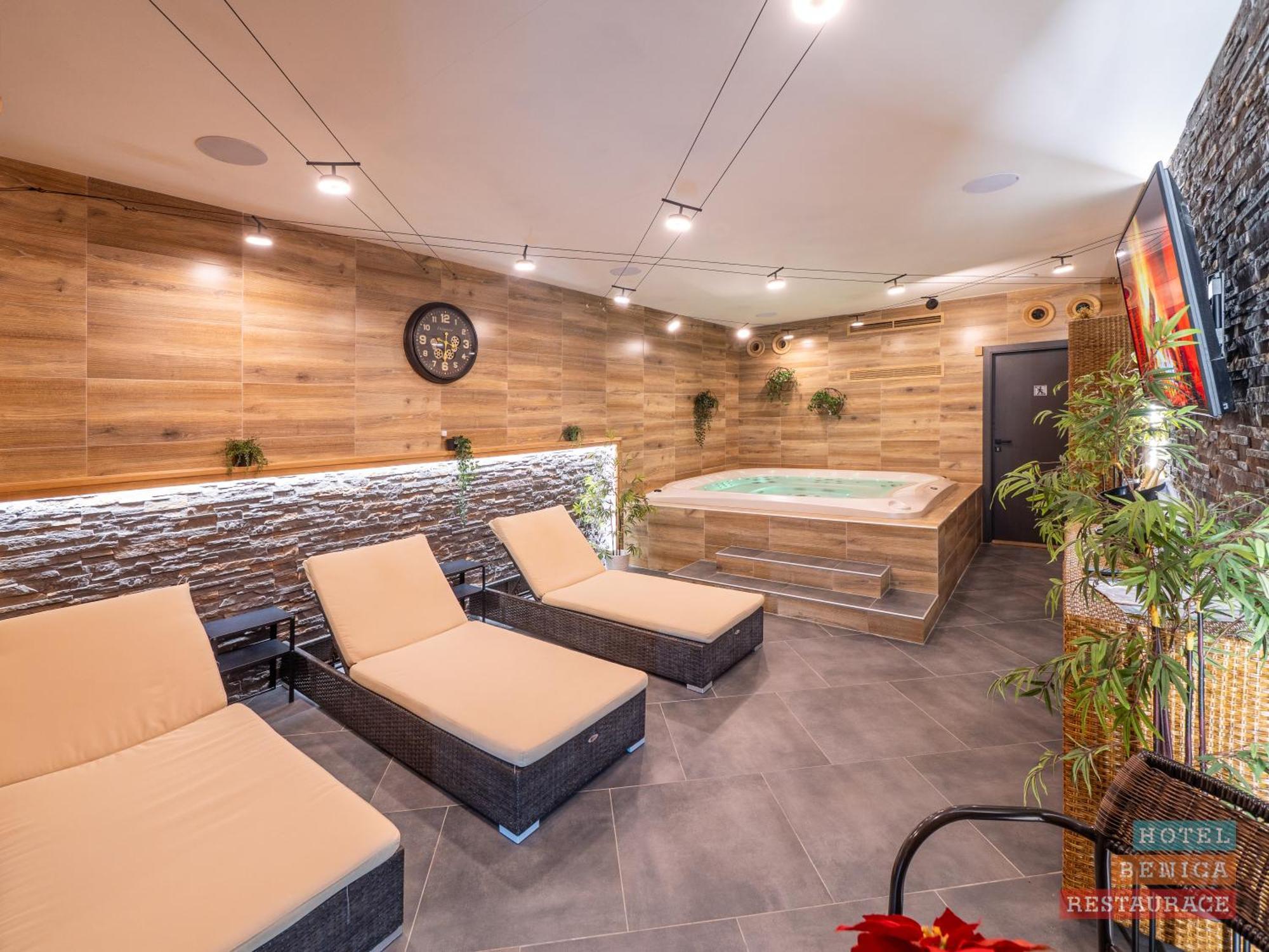 Benica Hotel 3*