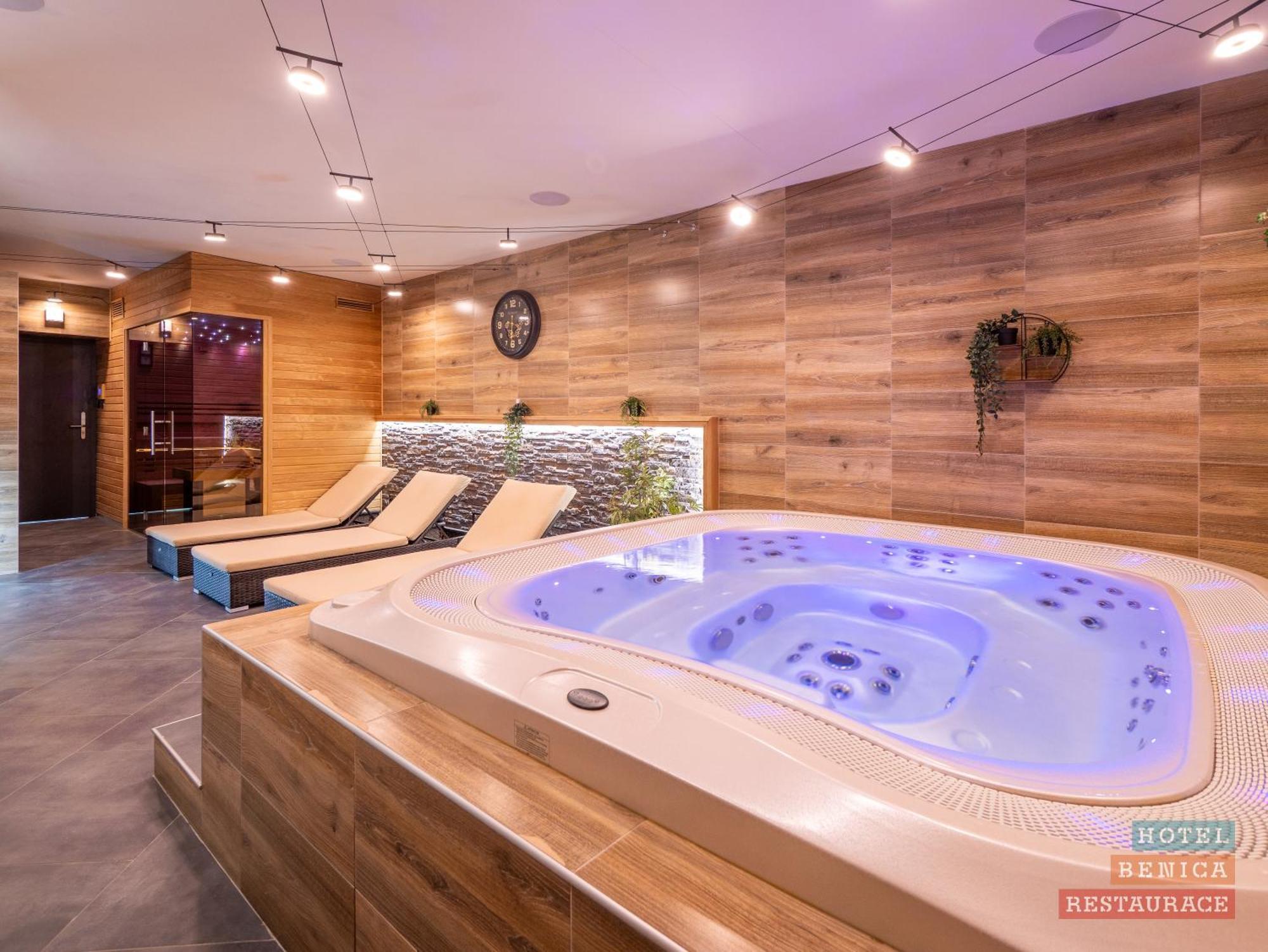 Benica Hotel Benesov (Central Bohemian)